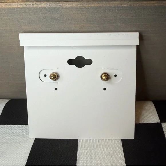 Filigree Heart Stud Earrings - Picture 3 of 3